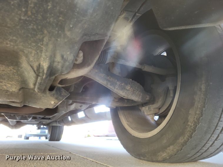 image for item MI9799 2018 GMC Sierra 1500 SLT  Crew Cab pickup truck