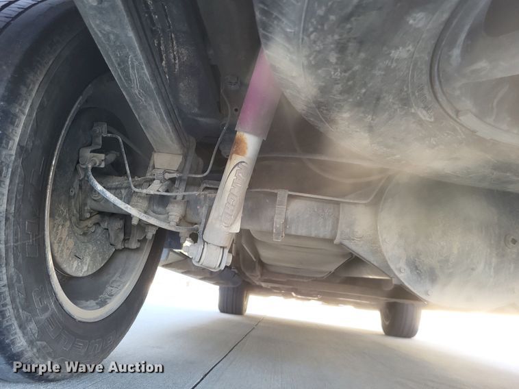 image for item MI9799 2018 GMC Sierra 1500 SLT  Crew Cab pickup truck