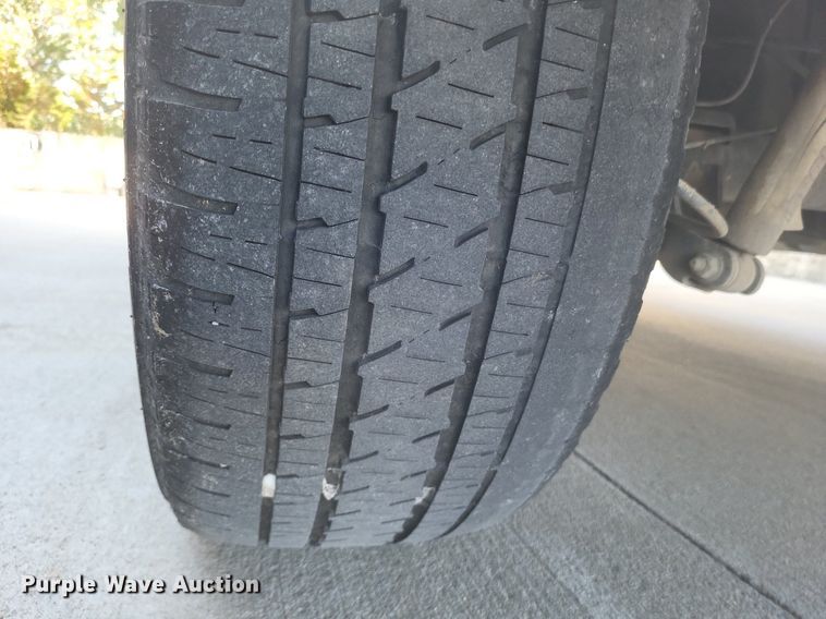 image for item MI9799 2018 GMC Sierra 1500 SLT  Crew Cab pickup truck