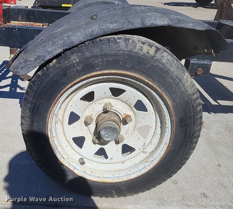 image for item MI9801 2004 Tri-State Industrial  utility trailer