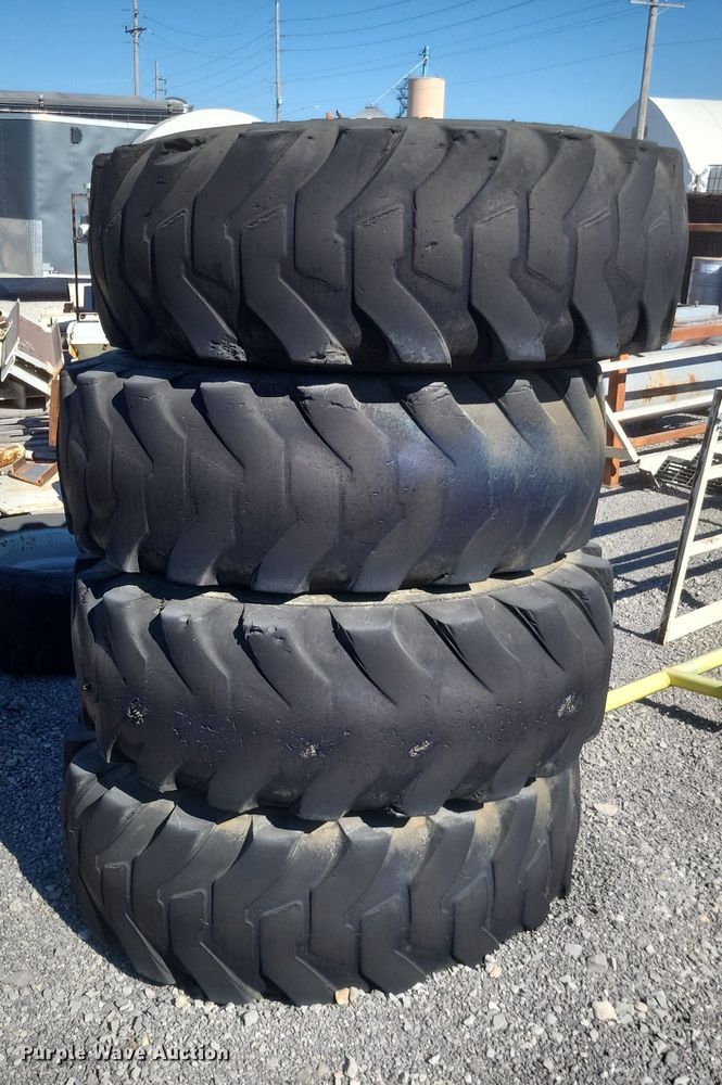 image for item MI9806 (4) 17.5-25 L2 tires and wheels