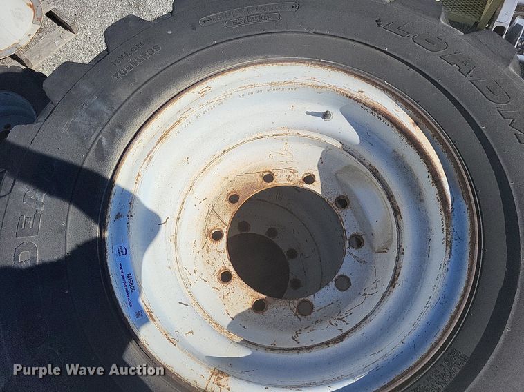 image for item MI9806 (4) 17.5-25 L2 tires and wheels