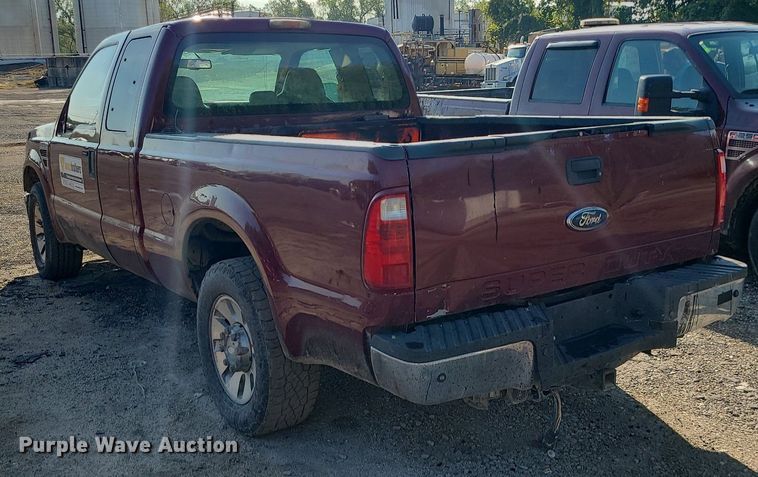 image for item MJ9425 2008 Ford F250 Super Duty XL  SuperCab pickup truck
