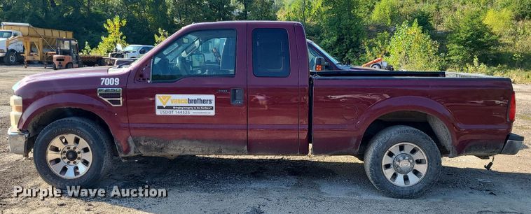 image for item MJ9425 2008 Ford F250 Super Duty XL  SuperCab pickup truck