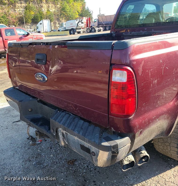 image for item MJ9425 2008 Ford F250 Super Duty XL  SuperCab pickup truck