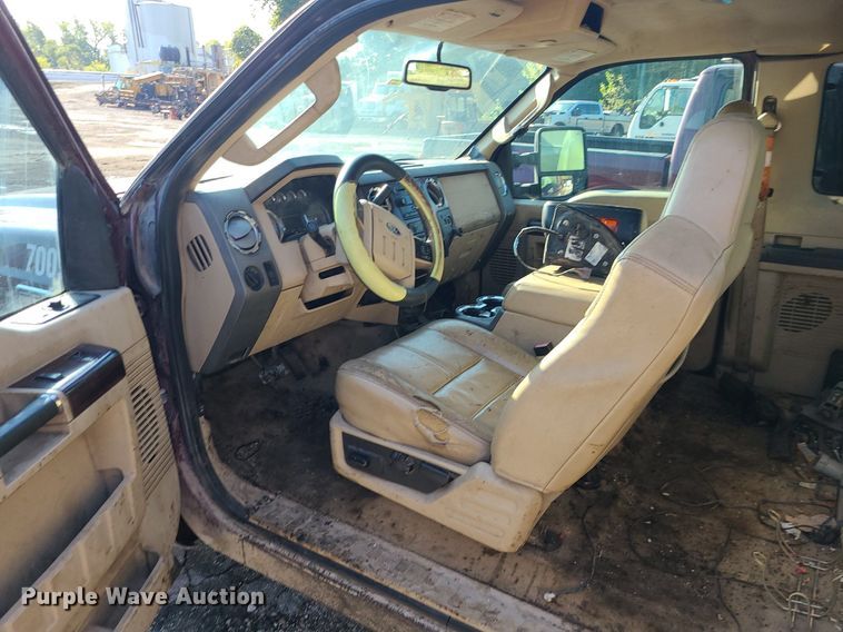 image for item MJ9425 2008 Ford F250 Super Duty XL  SuperCab pickup truck