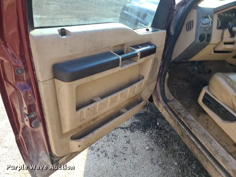 image for item MJ9425 2008 Ford F250 Super Duty XL  SuperCab pickup truck