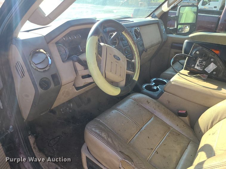 image for item MJ9425 2008 Ford F250 Super Duty XL  SuperCab pickup truck