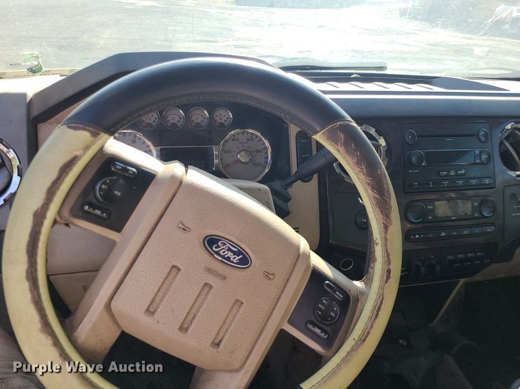 image for item MJ9425 2008 Ford F250 Super Duty XL  SuperCab pickup truck