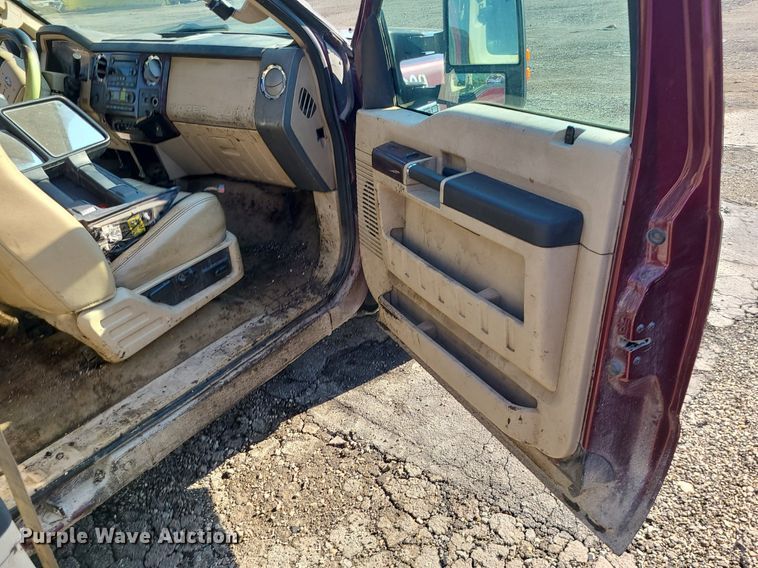 image for item MJ9425 2008 Ford F250 Super Duty XL  SuperCab pickup truck