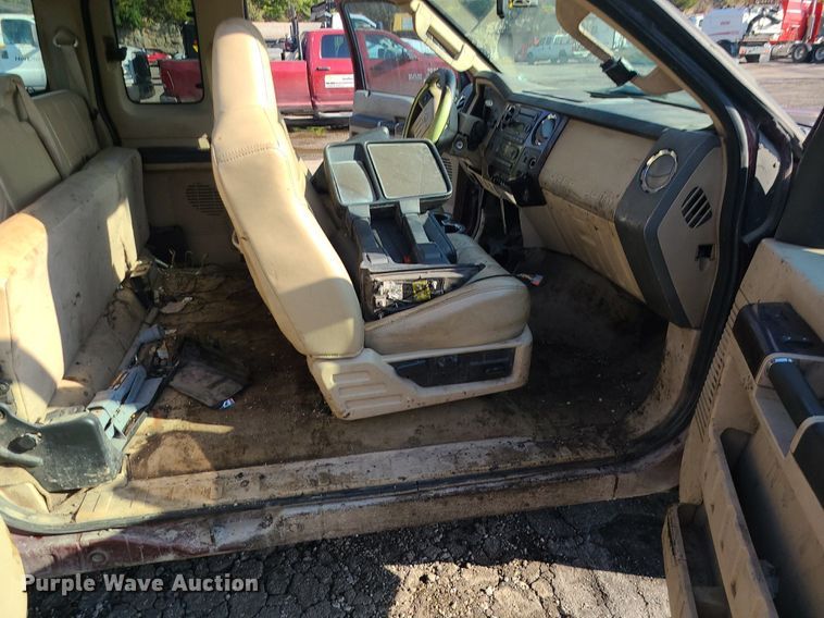 image for item MJ9425 2008 Ford F250 Super Duty XL  SuperCab pickup truck