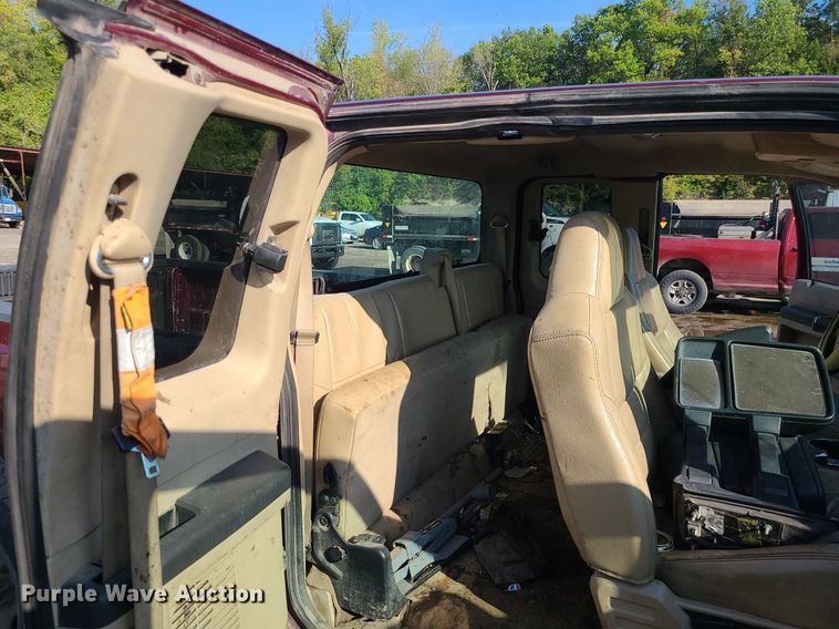 image for item MJ9425 2008 Ford F250 Super Duty XL  SuperCab pickup truck