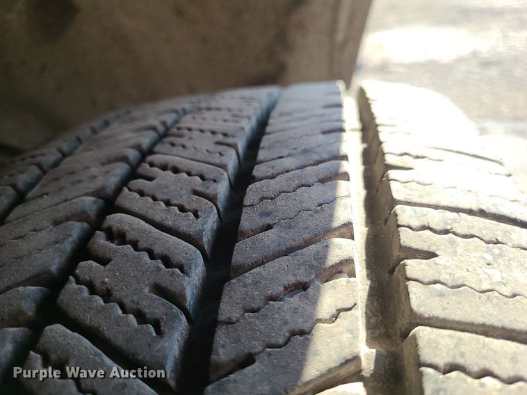 image for item MJ9425 2008 Ford F250 Super Duty XL  SuperCab pickup truck