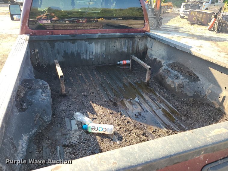 image for item MJ9426 2010 Ford F250 Super Duty XLT  Crew Cab pickup truck