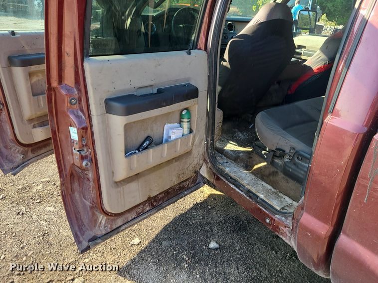 image for item MJ9426 2010 Ford F250 Super Duty XLT  Crew Cab pickup truck