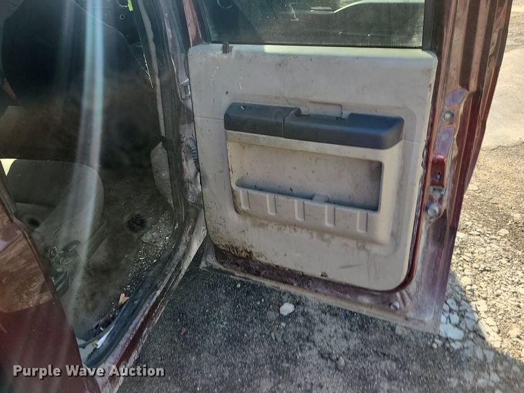 image for item MJ9426 2010 Ford F250 Super Duty XLT  Crew Cab pickup truck