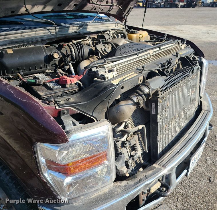 image for item MJ9426 2010 Ford F250 Super Duty XLT  Crew Cab pickup truck