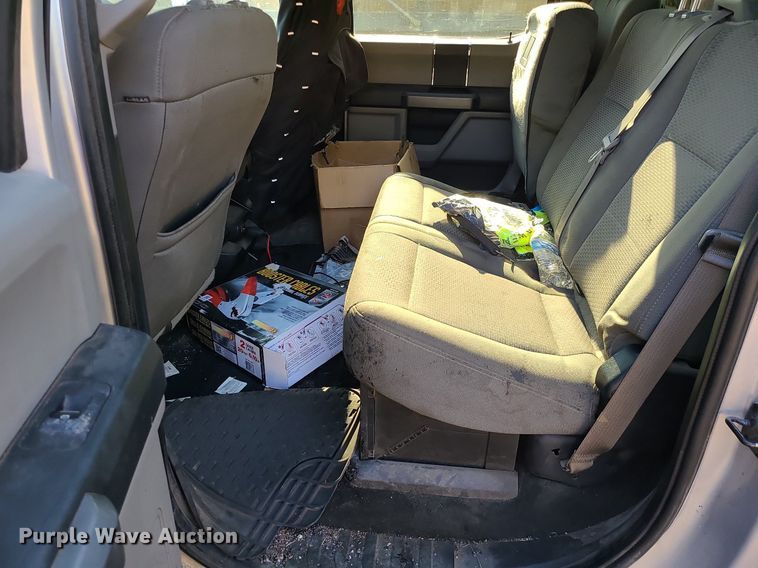 image for item MJ9427 2017 Ford F250 Super Duty XLT  Crew Cab pickup truck