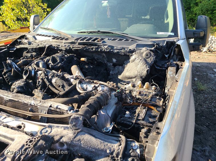 image for item MJ9427 2017 Ford F250 Super Duty XLT  Crew Cab pickup truck