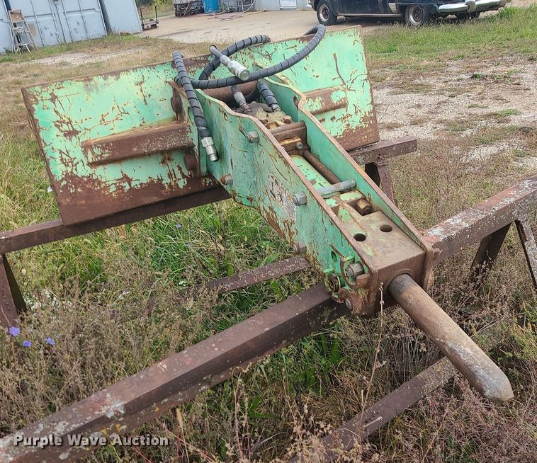 image for item MJ9447 Skid steer breaker