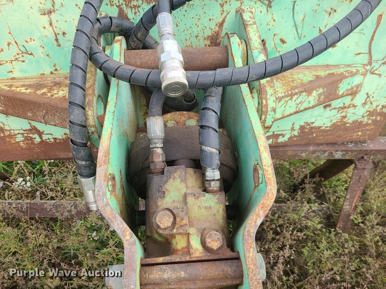 image for item MJ9447 Skid steer breaker