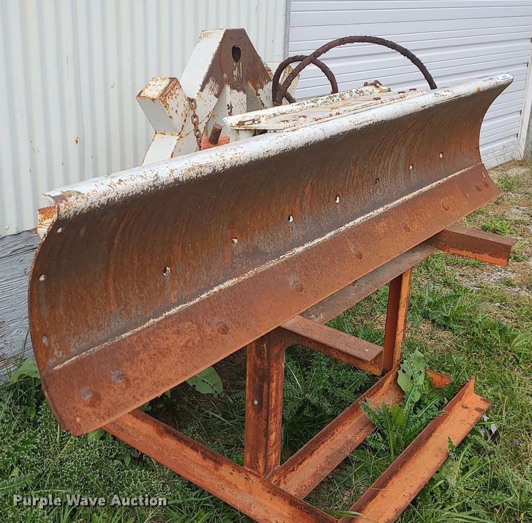 image for item MJ9449 Skid steer snow plow