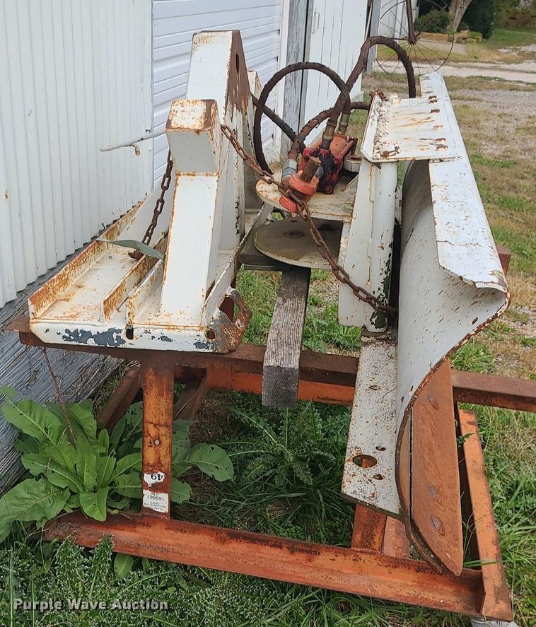 image for item MJ9449 Skid steer snow plow