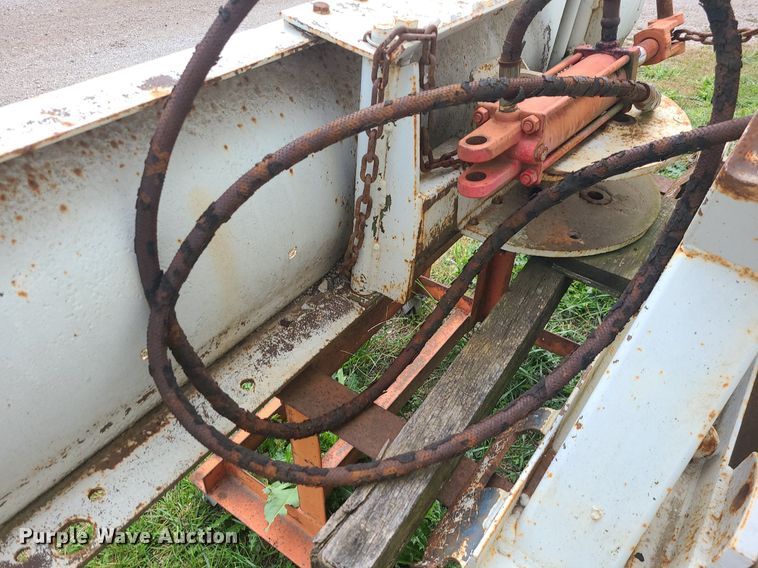 image for item MJ9449 Skid steer snow plow