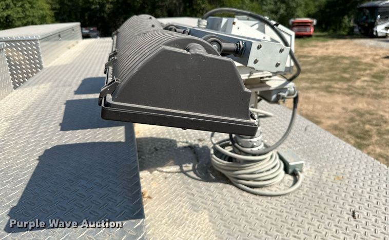 image for item ML9108 1985 Mack MC686FC  rescue vehicle