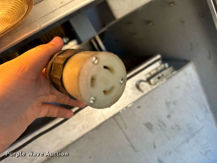 image for item ML9108 1985 Mack MC686FC  rescue vehicle