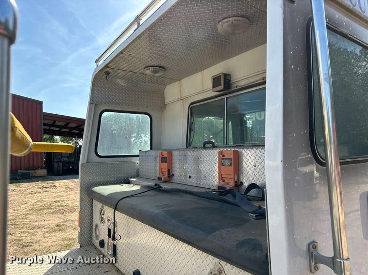 image for item ML9108 1985 Mack MC686FC  rescue vehicle