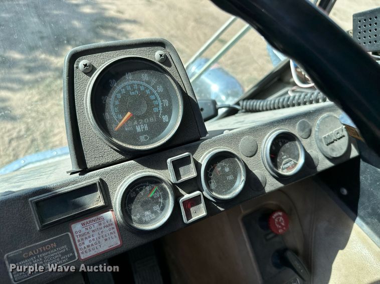 image for item ML9108 1985 Mack MC686FC  rescue vehicle