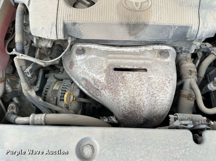 image for item MQ9401 2012 Toyota RAV4  SUV