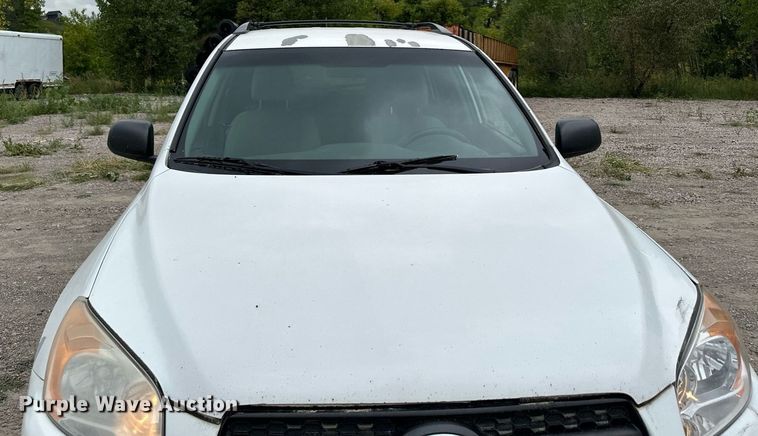 image for item MQ9401 2012 Toyota RAV4  SUV