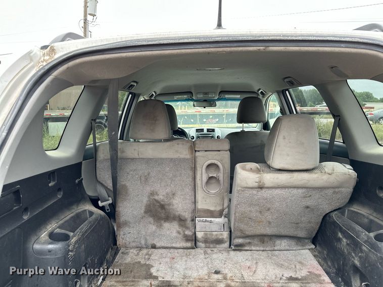 image for item MQ9401 2012 Toyota RAV4  SUV