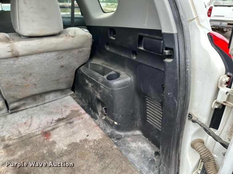 image for item MQ9401 2012 Toyota RAV4  SUV