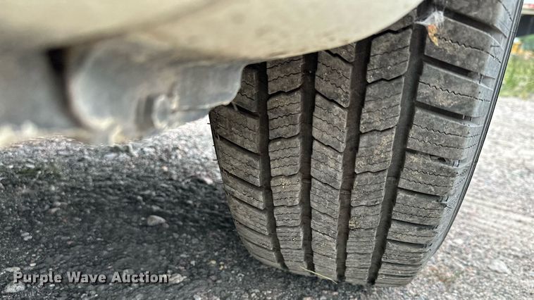 image for item MQ9401 2012 Toyota RAV4  SUV