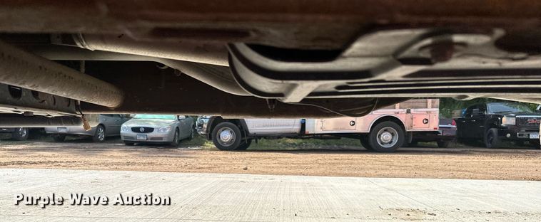 image for item MQ9437 2015 Chevrolet Silverado 2500  Crew Cab pickup truck