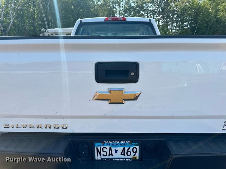 image for item MQ9438 2016 Chevrolet Silverado 1500  Double Cab pickup truck