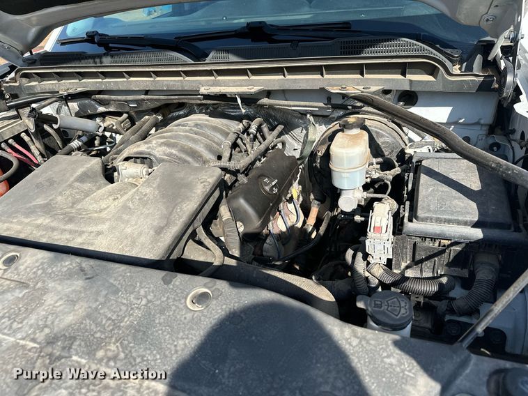 image for item MQ9438 2016 Chevrolet Silverado 1500  Double Cab pickup truck