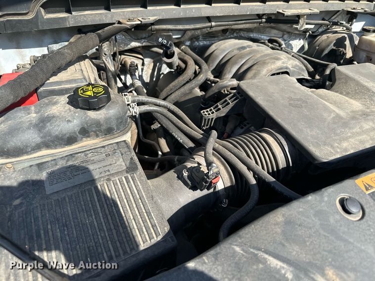 image for item MQ9438 2016 Chevrolet Silverado 1500  Double Cab pickup truck