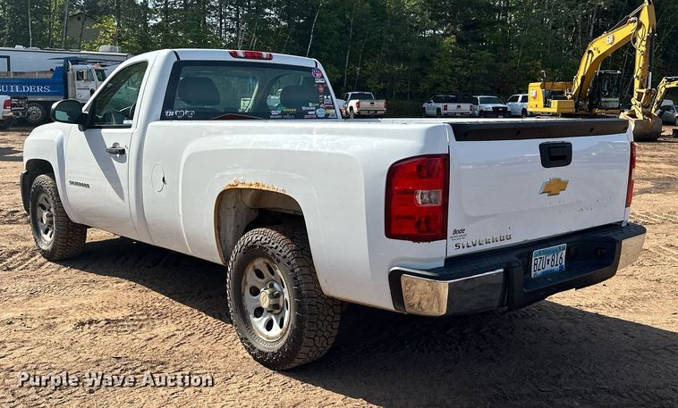 image for item MQ9439 2012 Chevrolet Silverado 1500  pickup truck