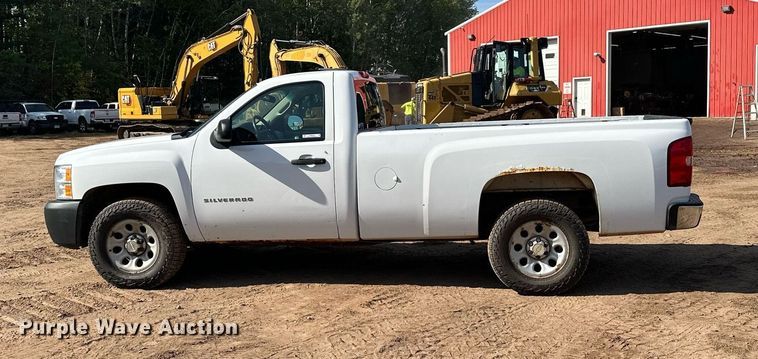 image for item MQ9439 2012 Chevrolet Silverado 1500  pickup truck