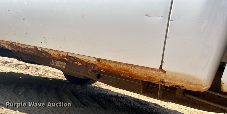 image for item MQ9439 2012 Chevrolet Silverado 1500  pickup truck