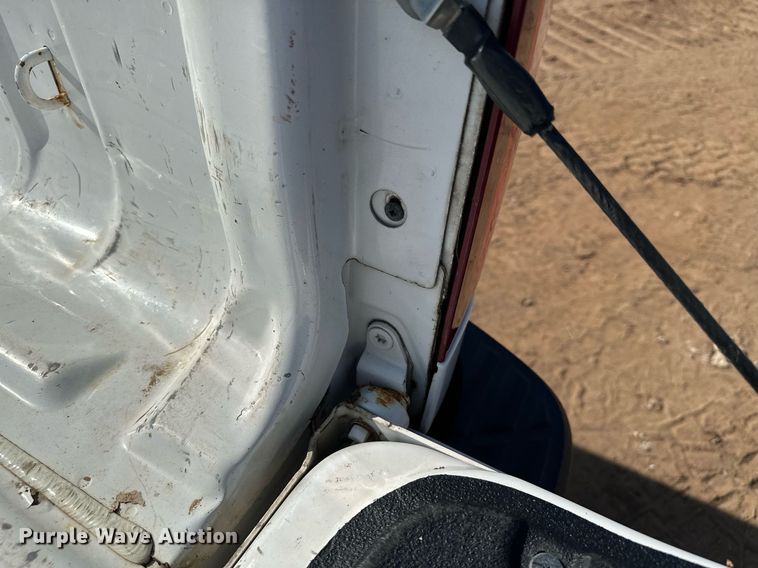 image for item MQ9439 2012 Chevrolet Silverado 1500  pickup truck