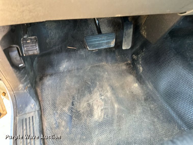 image for item MQ9439 2012 Chevrolet Silverado 1500  pickup truck