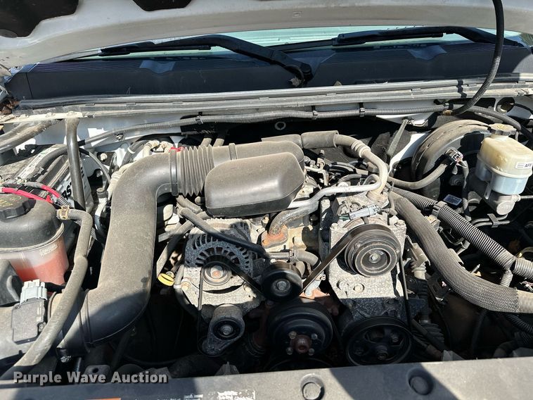 image for item MQ9439 2012 Chevrolet Silverado 1500  pickup truck