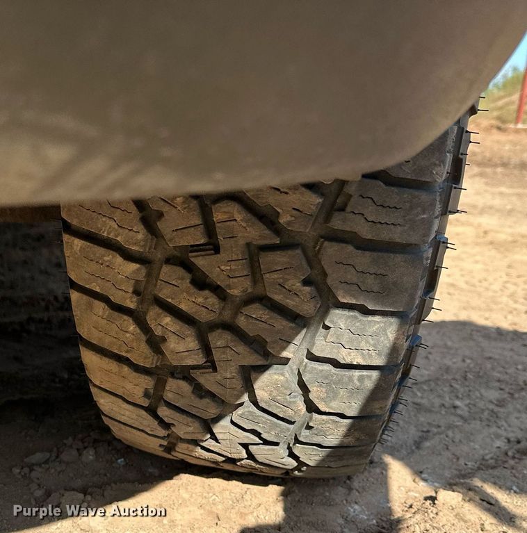 image for item MQ9439 2012 Chevrolet Silverado 1500  pickup truck