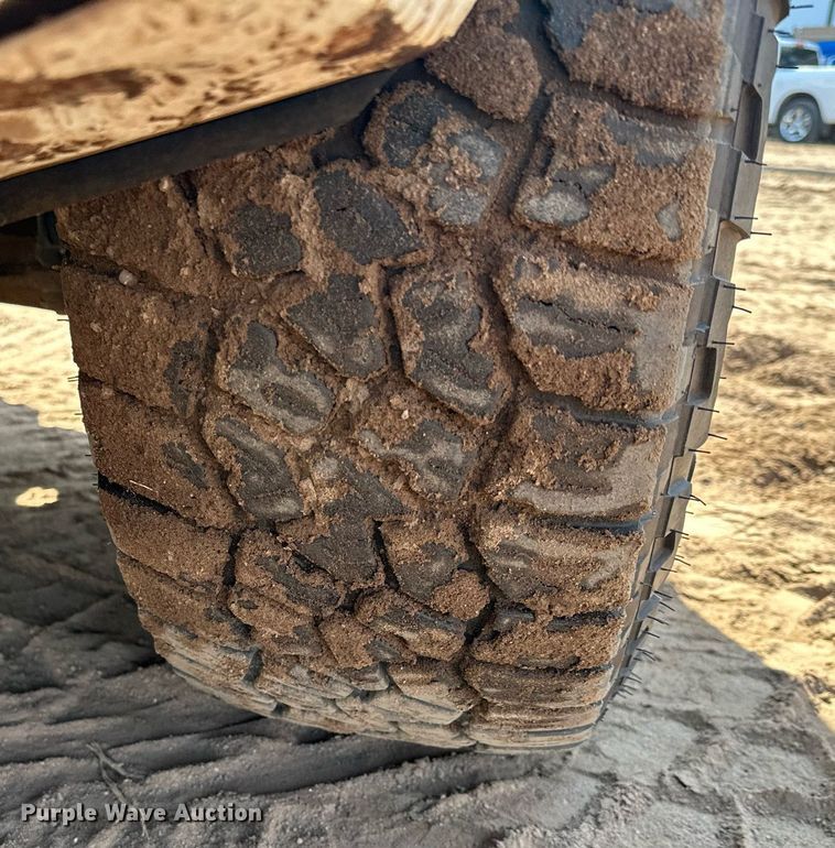 image for item MQ9439 2012 Chevrolet Silverado 1500  pickup truck