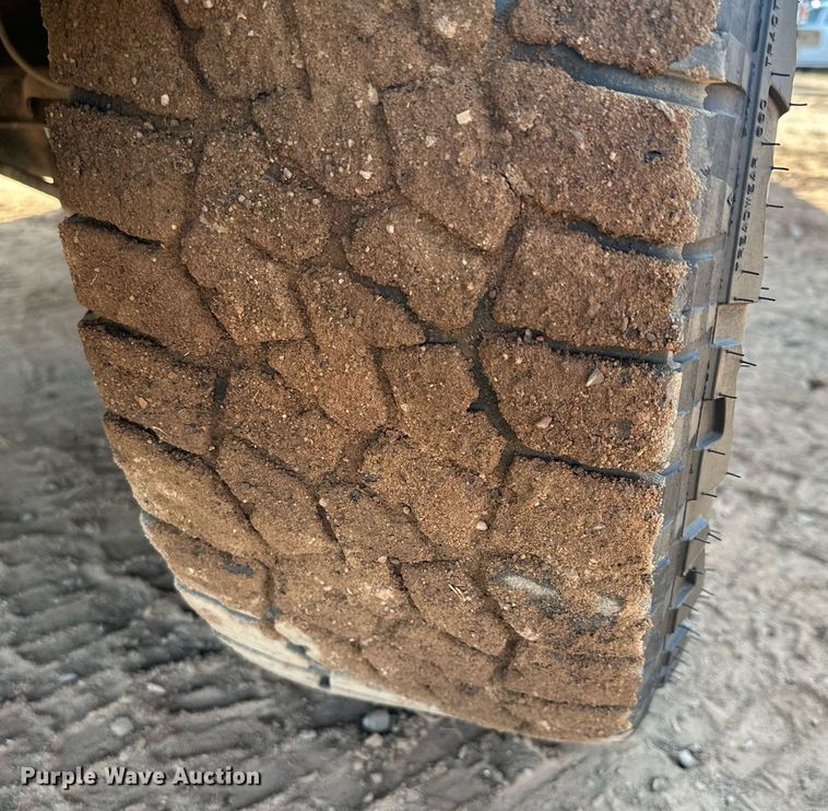 image for item MQ9439 2012 Chevrolet Silverado 1500  pickup truck